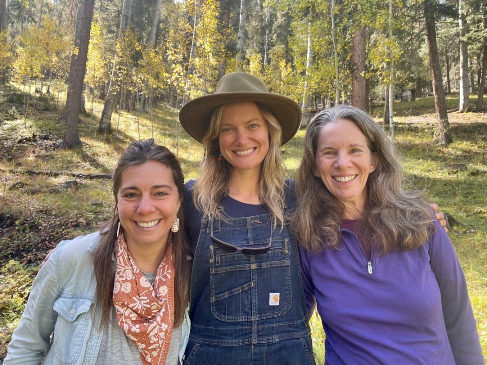 Oct 22 solo Leah Caroline Cheryl resized